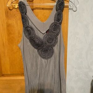 Trendy fancy tank top embellished V front